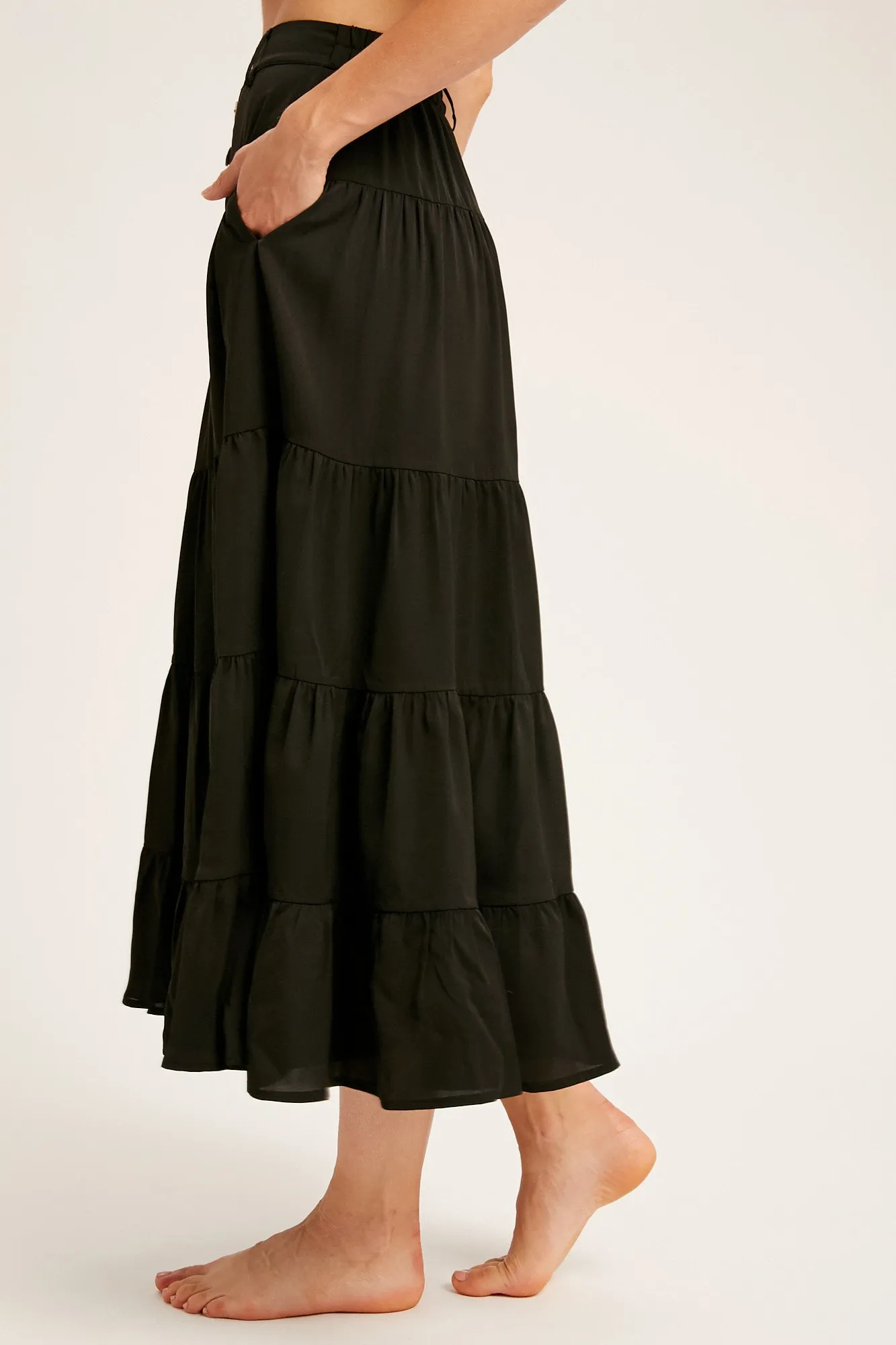 BUTTON DOWN WAIST TIERED MAXI SKIRT