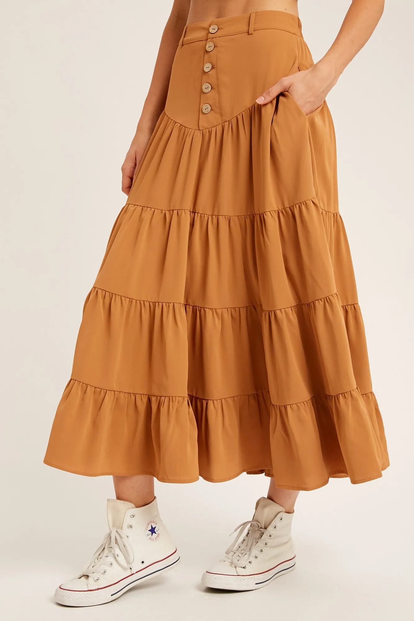 BUTTON DOWN WAIST TIERED MAXI SKIRT