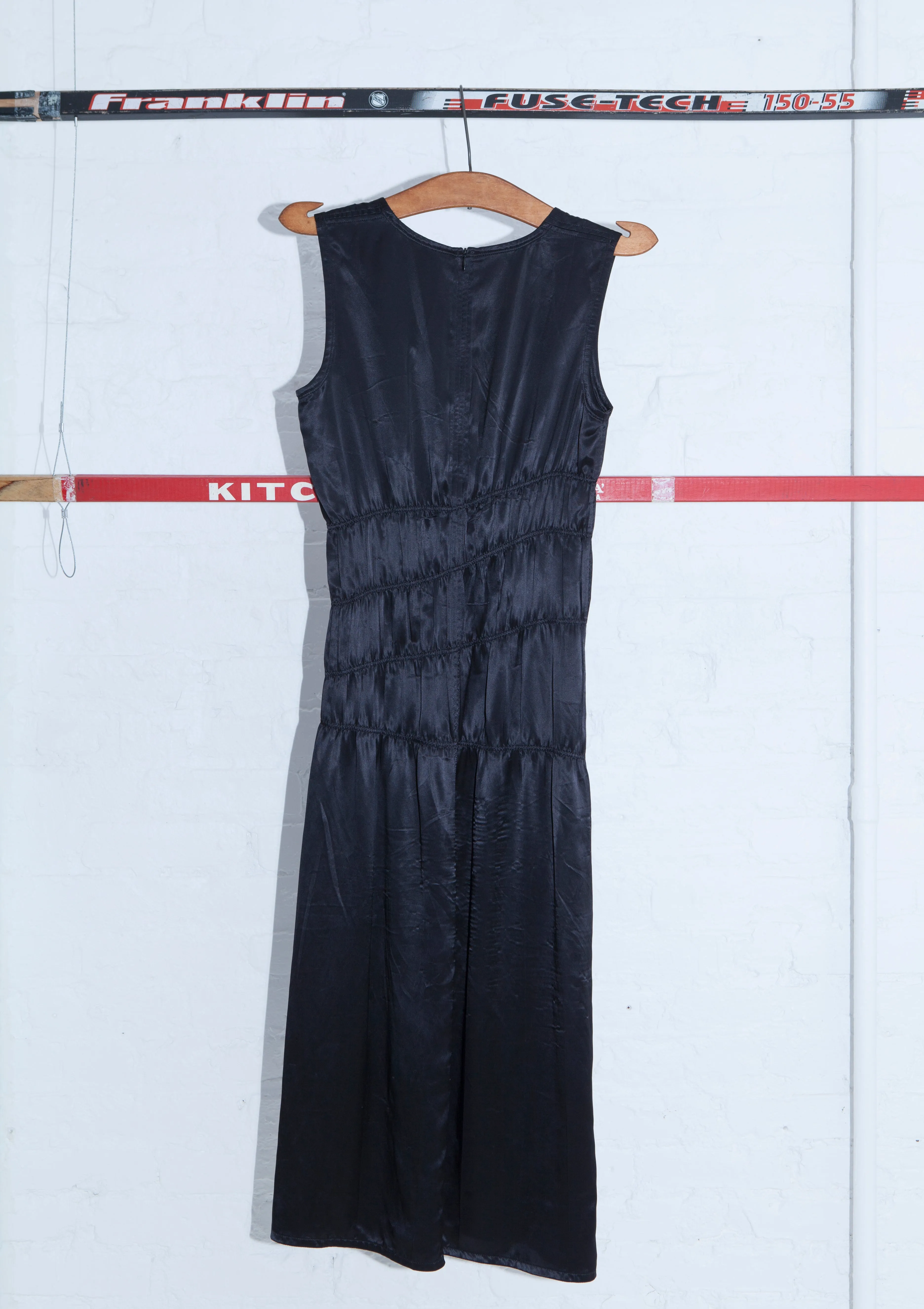 HELMUT LANG Sleeveless Spiral Pleated Dress