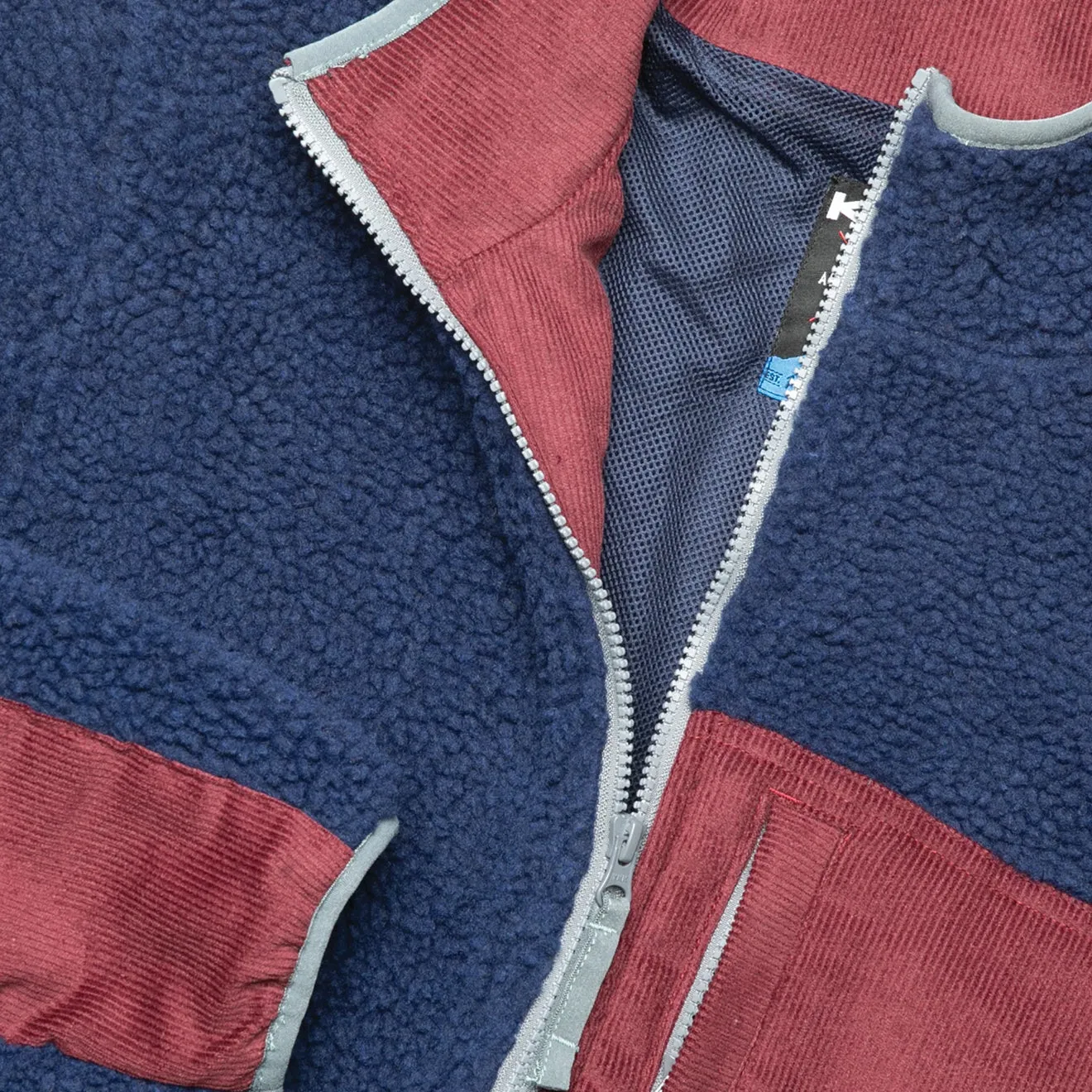 Kavu Wayside Fleece Mahogany Pond