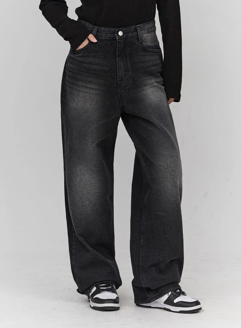 Light Washing Wide Leg Black Jeans CN23