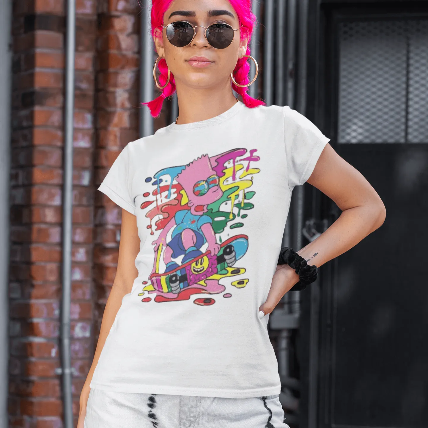 Modern Pop Art T-shirt Melting Animated TV Character on Sketeboard Short Sleeve Crewneck Unisex Top