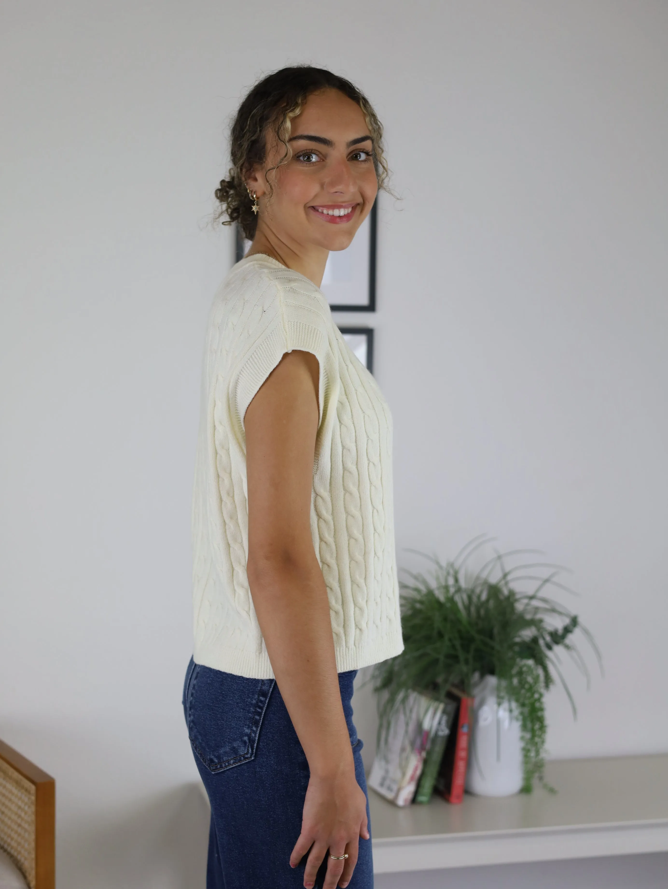 Rachelle Cable Knit Vest - White