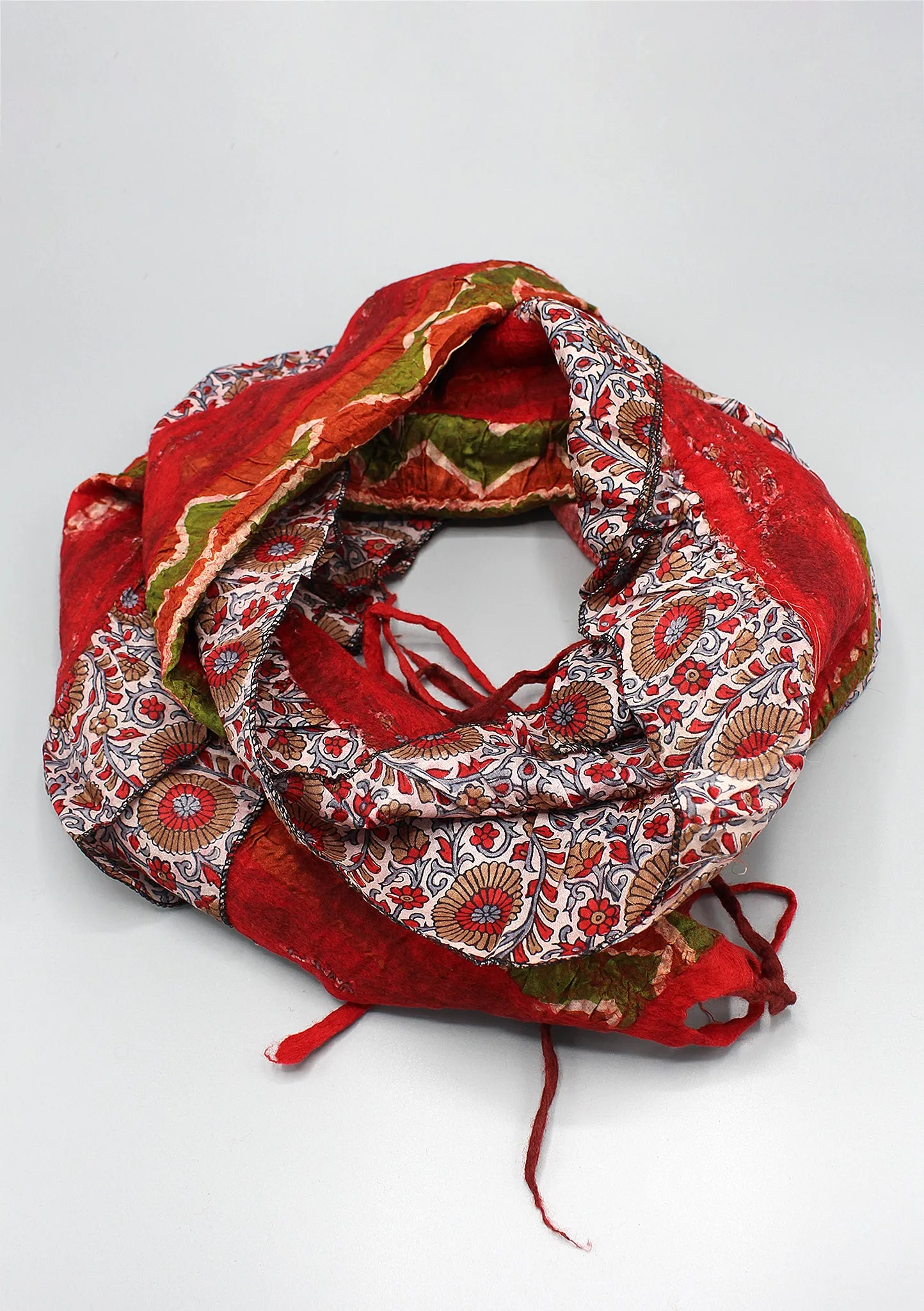 Red Green Floral Felt Wool Scarf